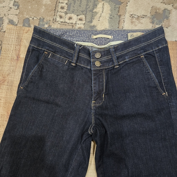 GAP Women's Low Rise Flare Jeans, Tall 36" - Picture 3 of 4